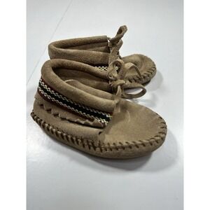 Minnetonka Moccasins Infant Size 4 Suede Baby Shoes Tan Vintage 90's